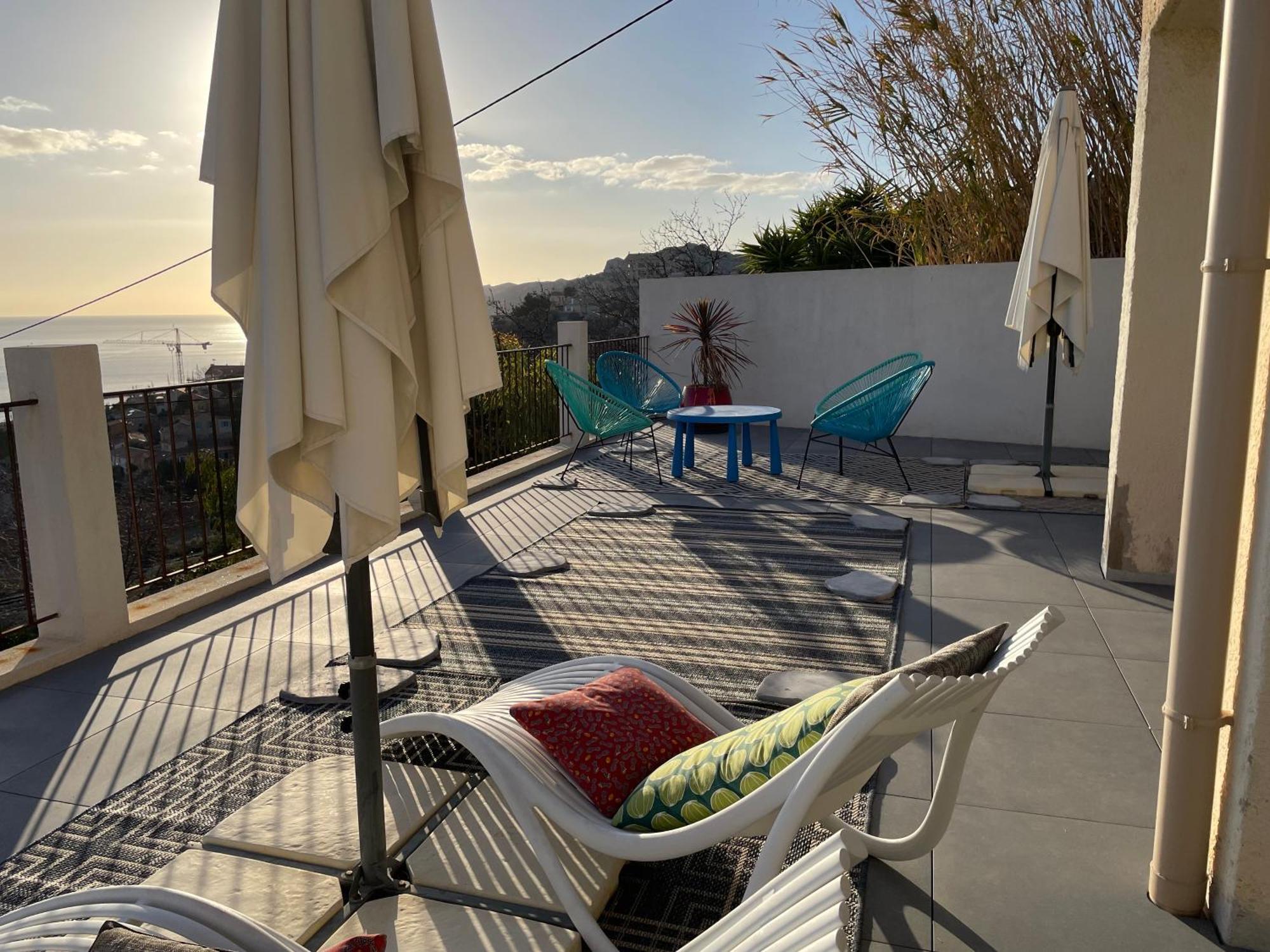 Superbe Terrasse Avec Vue Panoramique Sur La Mer Marselha Exterior foto