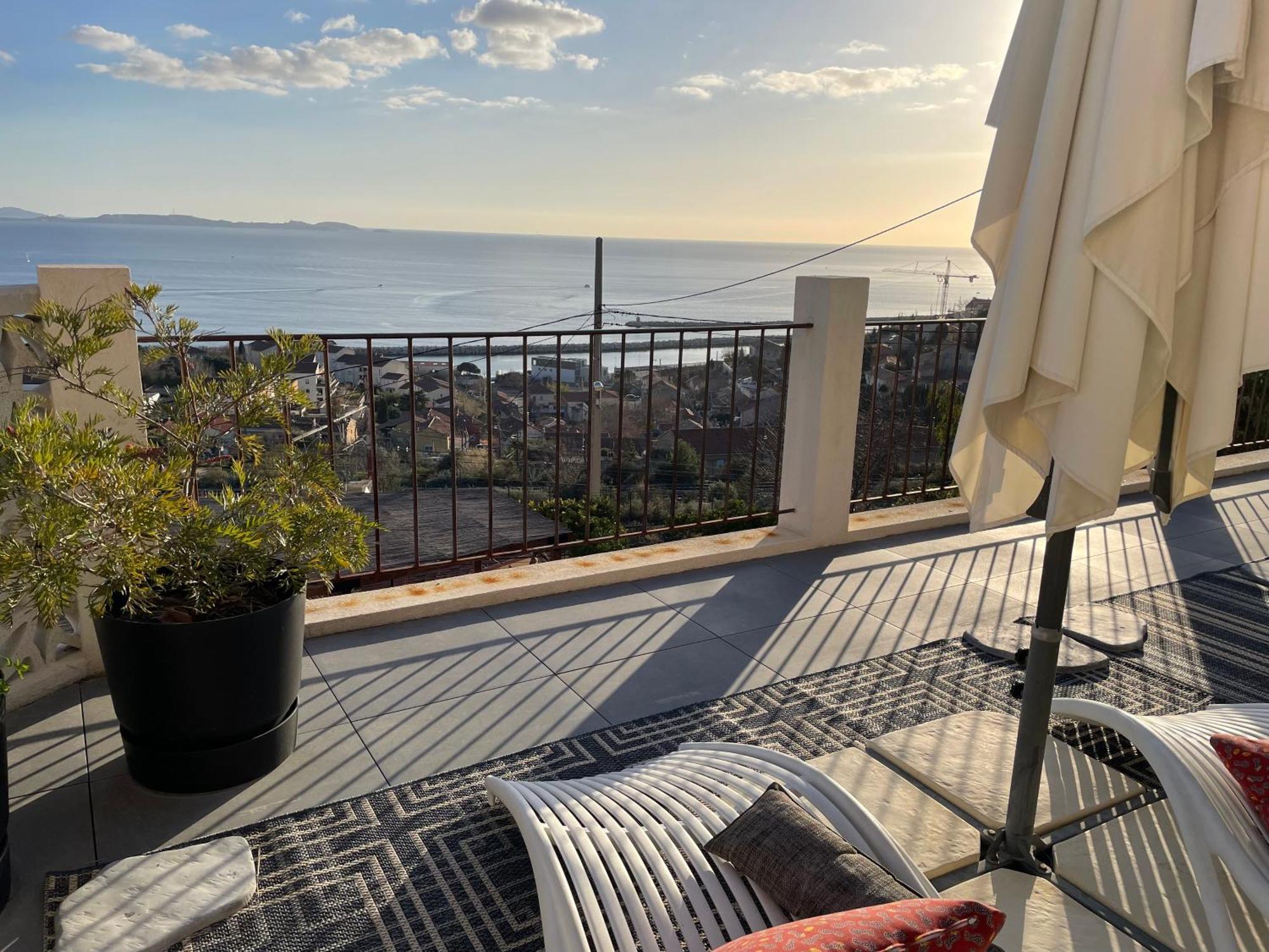 Superbe Terrasse Avec Vue Panoramique Sur La Mer Marselha Exterior foto